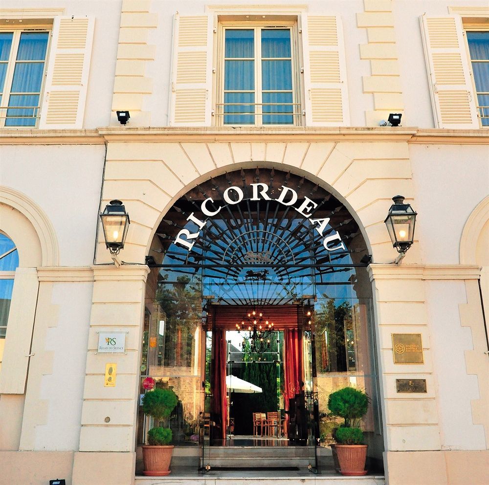 Hotel-Restaurant Ricordeau Loue Экстерьер фото